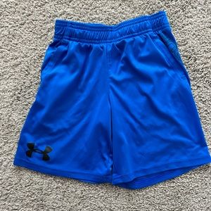Under Armour Boys YXS Shorts. Blue